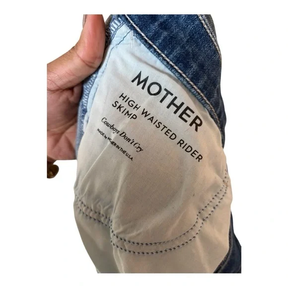 Mother Denim - The High Waisted Rider Skimp in Cowboys Don't Cry - Picture 3 of 11